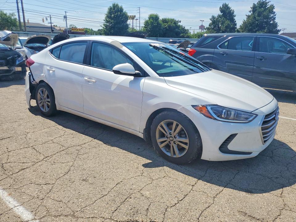 55218446 :رقم المزاد ، 5NPD84LF4JH228136 vin ، 2018 Hyundai Elantra مزاد بيع