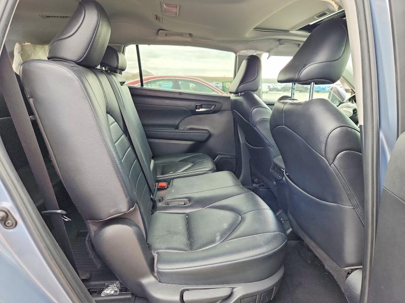 Продажа на аукционе авто 2022 Toyota Highlander, vin: 5TDHZRBH9NS166716, номер лота: 52266986