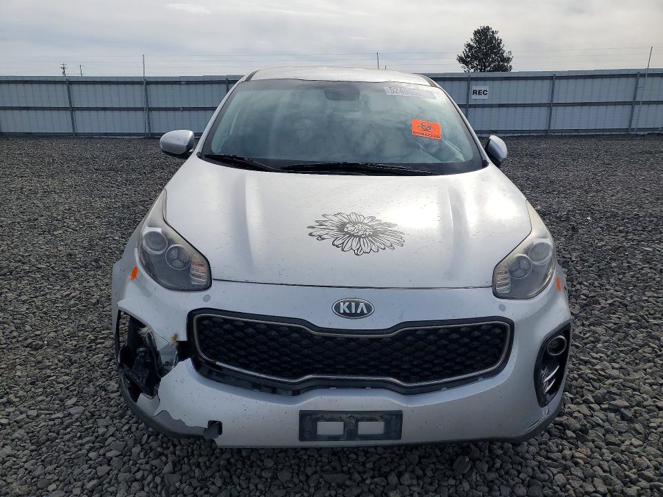 52490836 :رقم المزاد ، KNDPMCAC7H7282573 vin ، 2017 Kia Sportage مزاد بيع