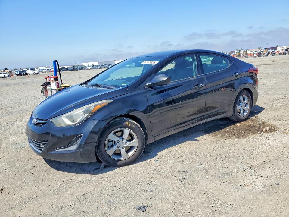 Auction sale of the 2015 Hyundai Elantra, vin: KMHDH4AE0FU362421, lot number: 52775316