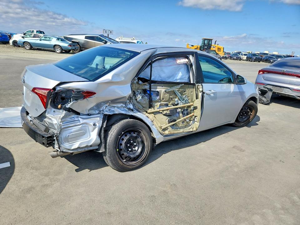2018 Toyota Corolla მანქანა იყიდება აუქციონზე, vin: 2T1BURHE9JC034057, აუქციონის ნომერი: 55456396