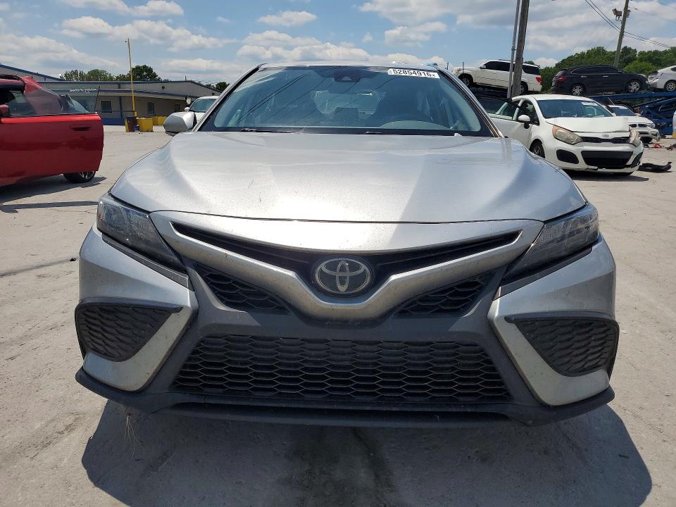 Продажа на аукционе авто 2023 Toyota Camry, vin: 4T1G11AKXPU737920, номер лота: 52854916