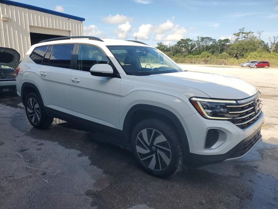54809646 :رقم المزاد ، 1V2HR2CA5RC532542 vin ، 2024 Volkswagen Atlas مزاد بيع