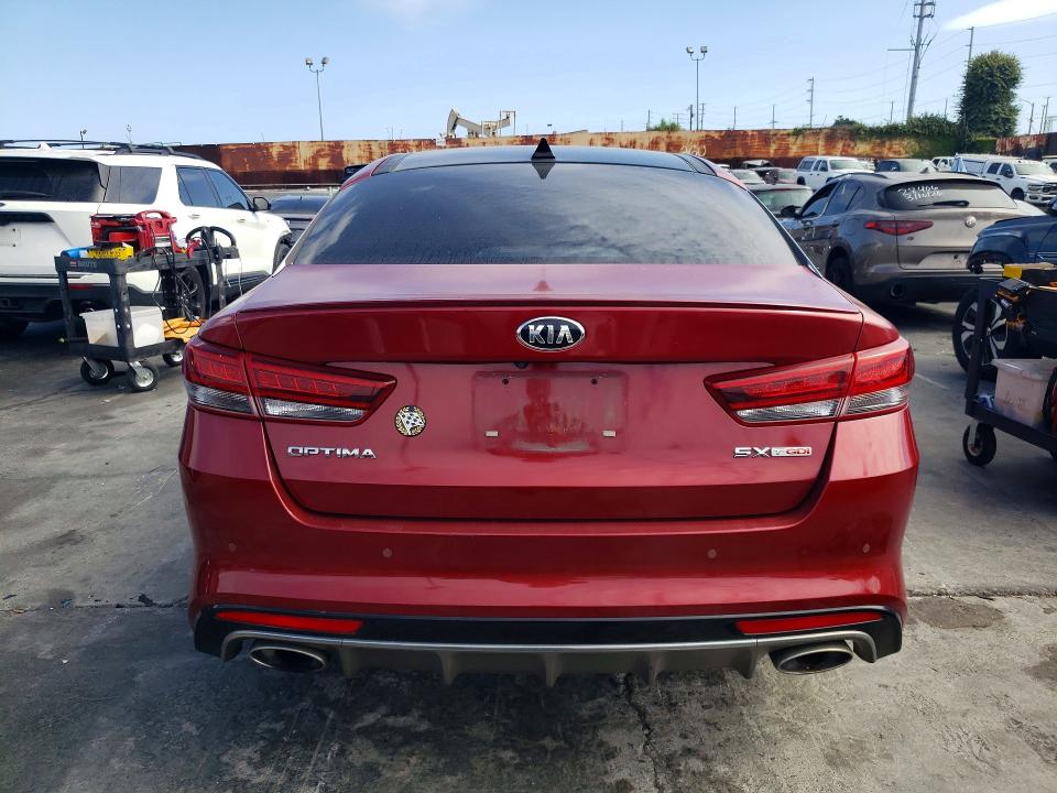 55201326 :رقم المزاد ، 5XXGW4L21JG207014 vin ، 2018 Kia Optima مزاد بيع