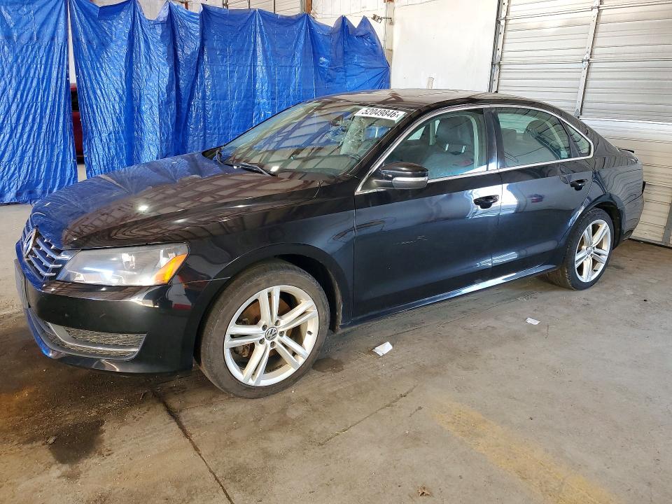 Продажа на аукционе авто 2014 Volkswagen Passat, vin: 1VWBN7A39EC044528, номер лота: 52049846