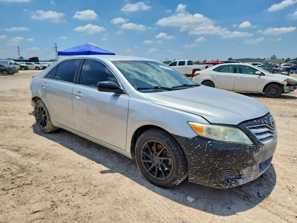 55431566 :رقم المزاد ، 4T4BF3EK4AR031962 vin ، 2010 Toyota Camry مزاد بيع