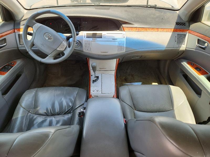 53104946 :رقم المزاد ، 4T1BK36BX6U129258 vin ، 2006 Toyota Avalon مزاد بيع