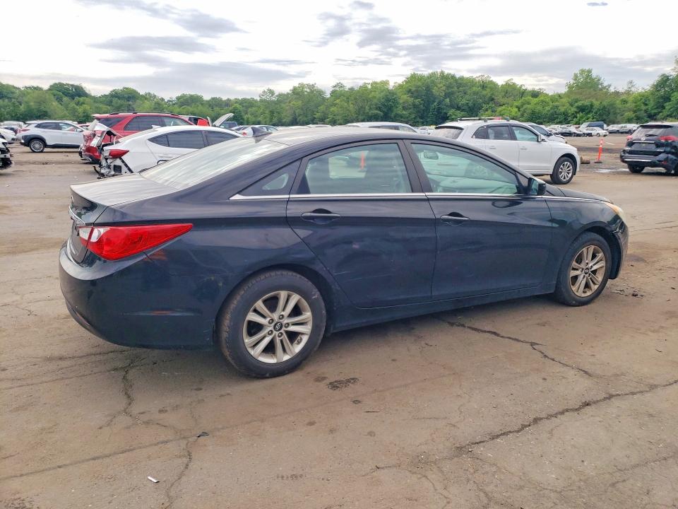 2011 Hyundai Sonata მანქანა იყიდება აუქციონზე, vin: 5NPEB4AC6BH236951, აუქციონის ნომერი: 54990166