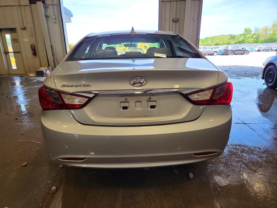 2011 Hyundai Sonata მანქანა იყიდება აუქციონზე, vin: 5NPEB4AC8BH101602, აუქციონის ნომერი: 55633976