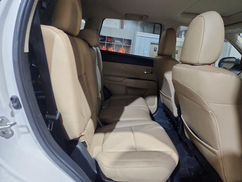 2019 Mitsubishi Outlander მანქანა იყიდება აუქციონზე, vin: JA4AZ3A33KZ005822, აუქციონის ნომერი: 55066756