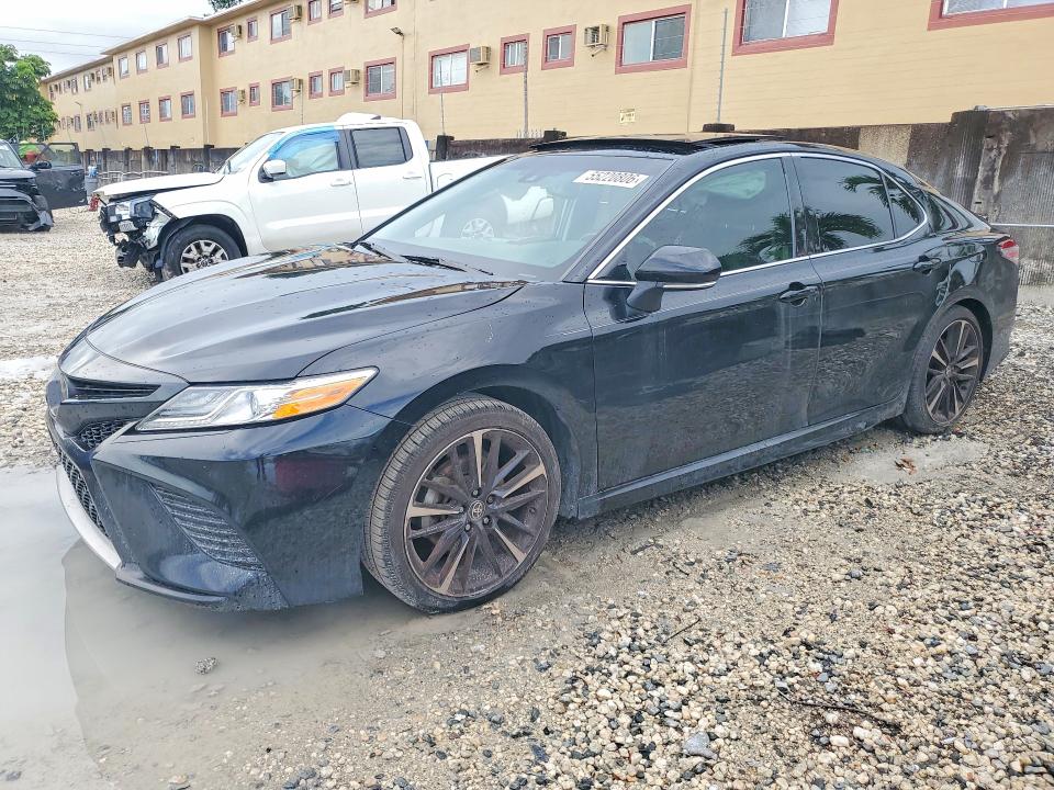 55220806 :رقم المزاد ، 4T1K61AK1LU952494 vin ، 2020 Toyota Camry مزاد بيع