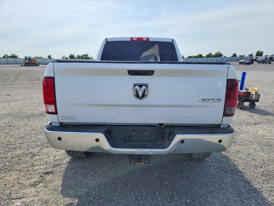 53926666 :رقم المزاد ، 3C6UR5CL4GG235962 vin ، 2016 Ram 2500 مزاد بيع