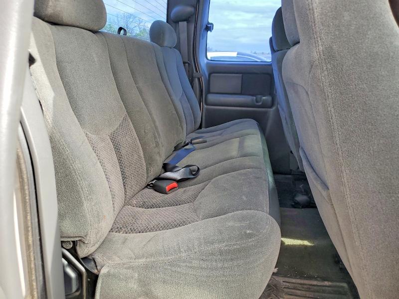 Продаж на аукціоні авто 2004 Chevrolet Silverado, vin: 2GCEC19T641291162, номер лоту: 54252056