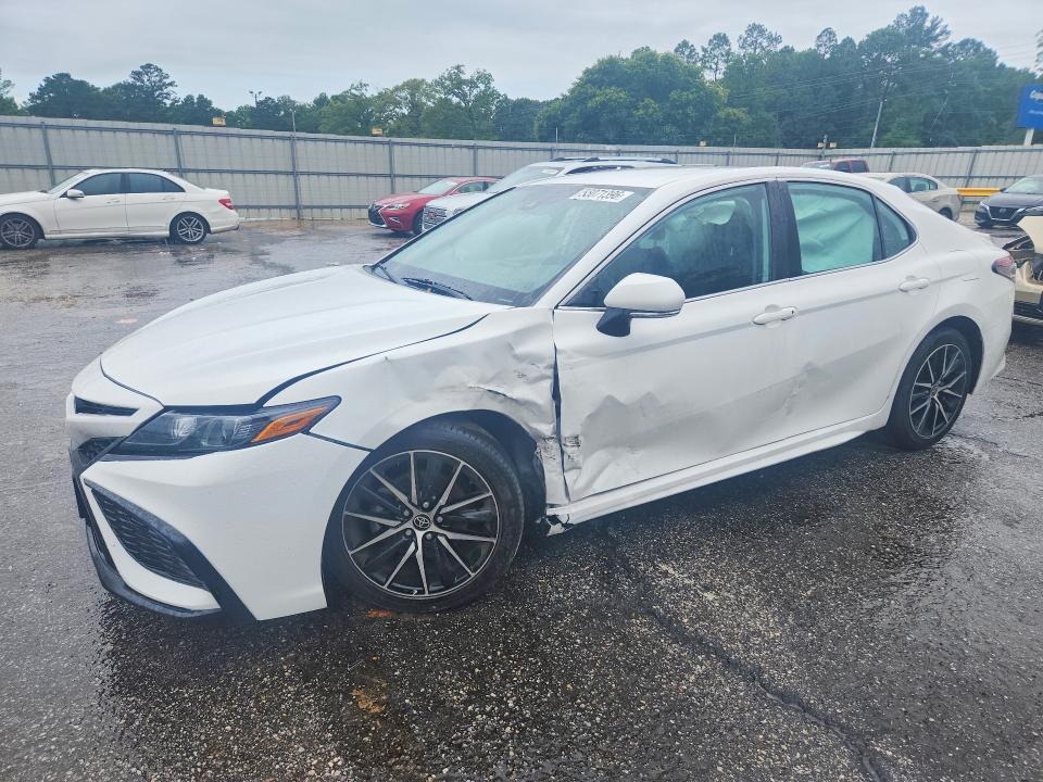 55071396 :رقم المزاد ، 4T1G11AK8PU802795 vin ، 2023 Toyota Camry مزاد بيع