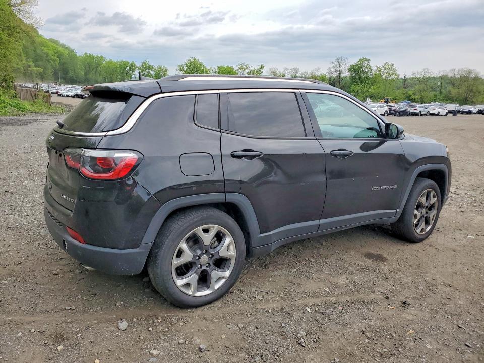 52484326 :رقم المزاد ، 3C4NJDCB1JT341225 vin ، 2018 Jeep Compass مزاد بيع