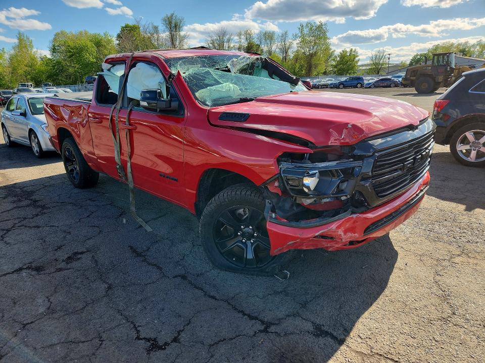 51756056 :رقم المزاد ، 1C6SRFBTXMN723086 vin ، 2021 Ram 1500 مزاد بيع