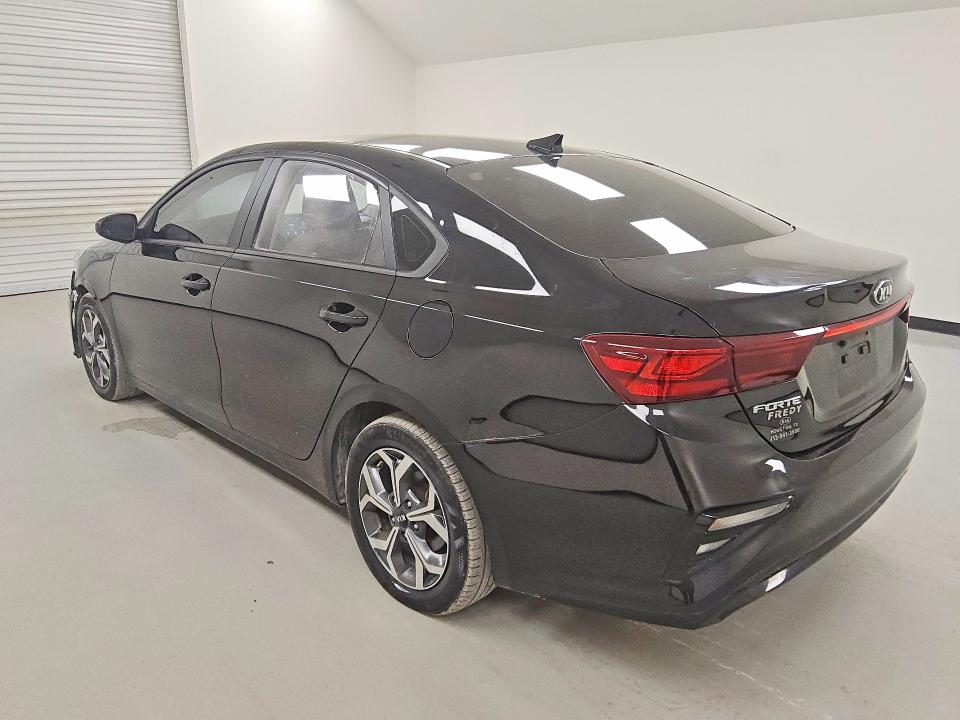 55382006 :رقم المزاد ، 3KPF24AD0ME373629 vin ، 2021 Kia Forte مزاد بيع