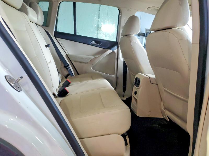 Aukcja sprzedaży 2016 Volkswagen Tiguan, vin: WVGAV7AXXGW601803, numer aukcji: 53310226
