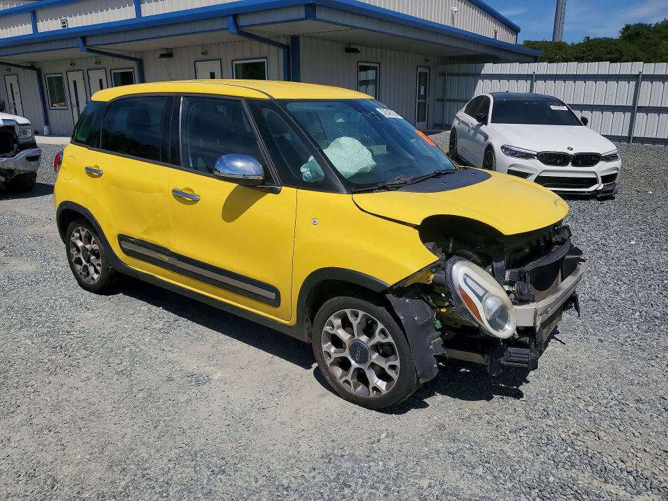 2014 Fiat 500l მანქანა იყიდება აუქციონზე, vin: ZFBCFADH6EZ023693, აუქციონის ნომერი: 52546226
