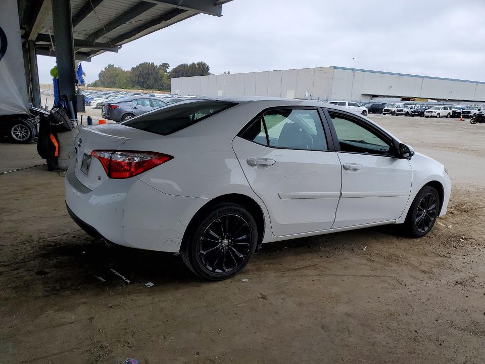 54306636 :رقم المزاد ، 5YFBURHE2GP414205 vin ، 2016 Toyota Corolla مزاد بيع