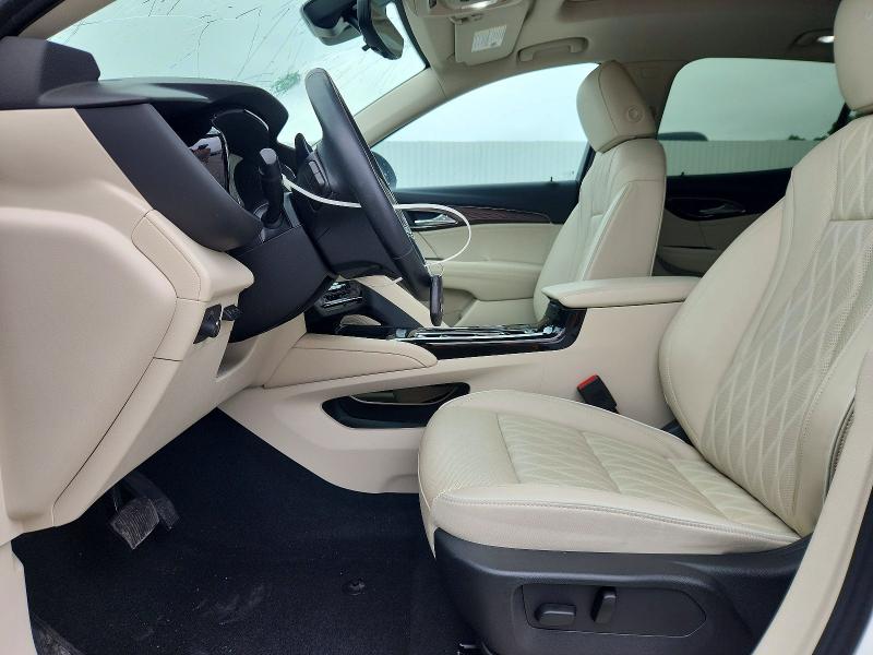 54172016 :رقم المزاد ، LRBFZSR42PD172968 vin ، 2023 Buick Envision مزاد بيع