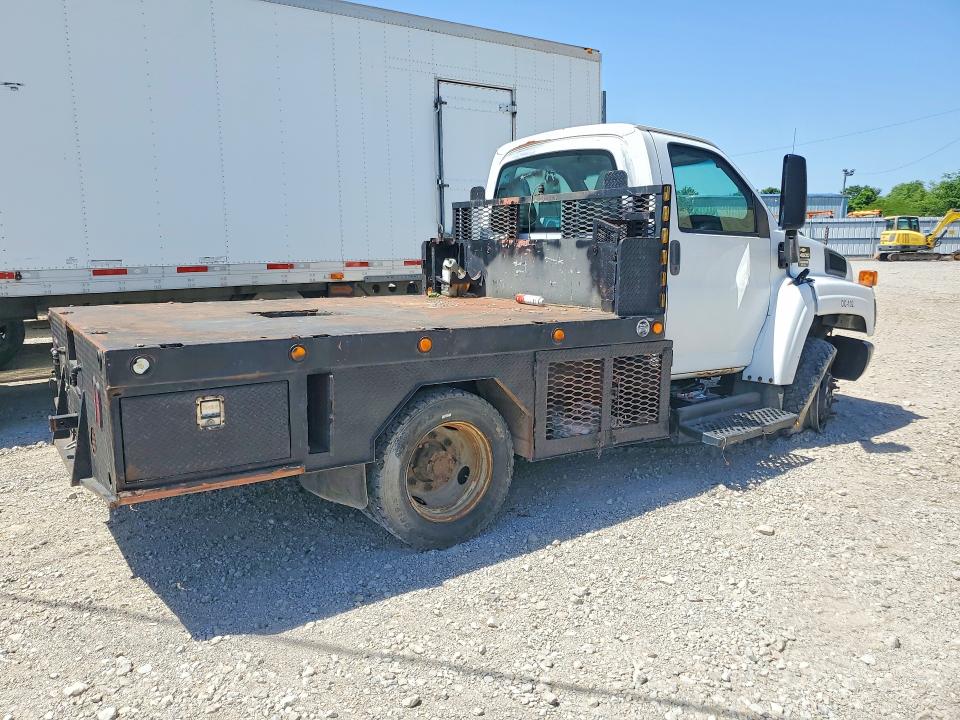 53690846 :رقم المزاد ، 1GBE4C1285F530995 vin ، 2005 Chev 4500 مزاد بيع