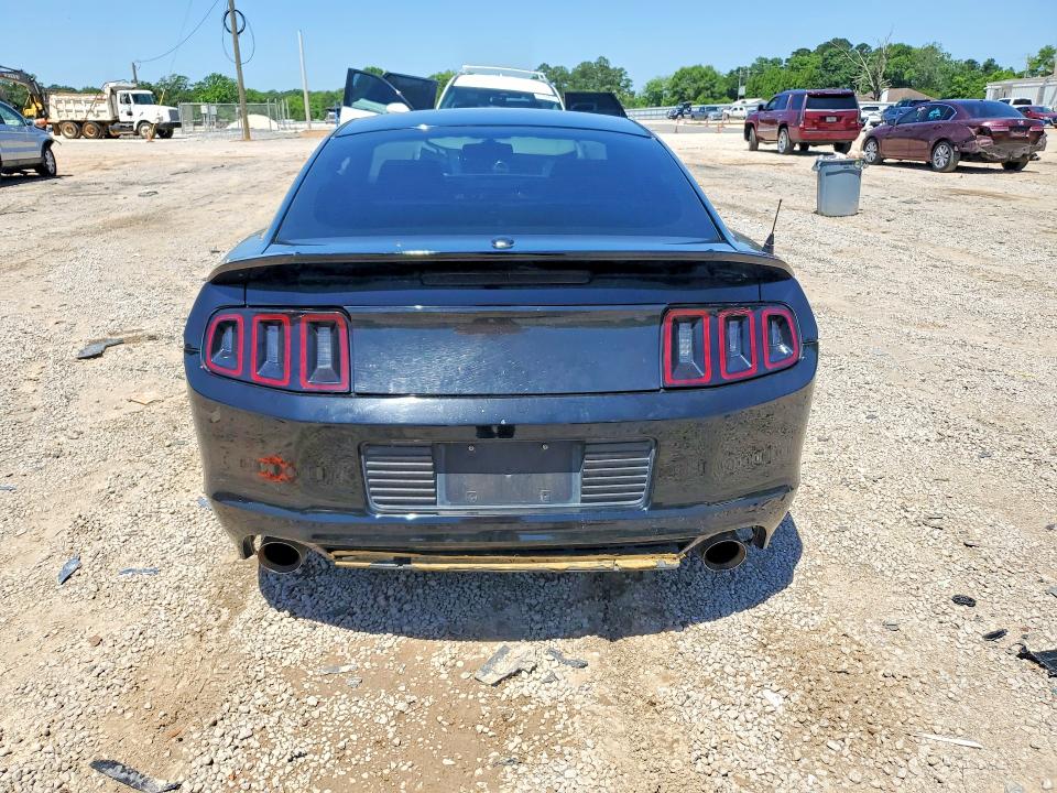 53552586 :رقم المزاد ، 1ZVBP8CF1E5330031 vin ، 2014 Ford Mustang مزاد بيع