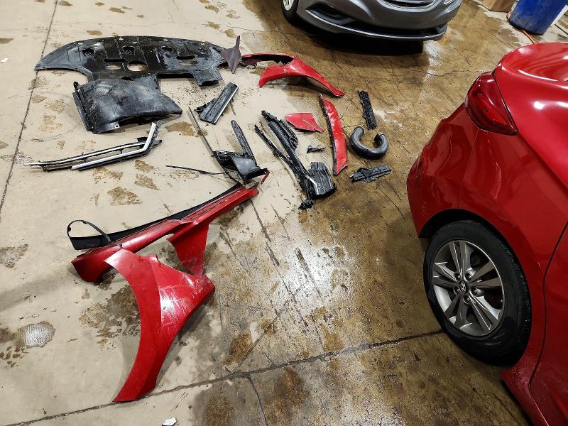 53274906 :رقم المزاد ، 5NPD84LF5JH318816 vin ، 2018 Hyundai Elantra مزاد بيع