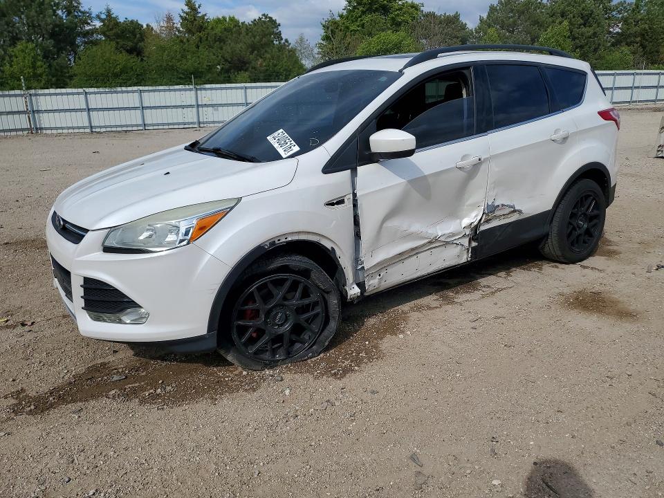 52405616 :رقم المزاد ، 1FMCU0GX8FUA05349 vin ، 2015 Ford Escape مزاد بيع