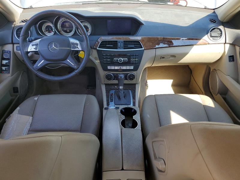 Продажа на аукционе авто 2014 Mercedes-benz C, vin: WDDGF4HB7ER305899, номер лота: 49776676