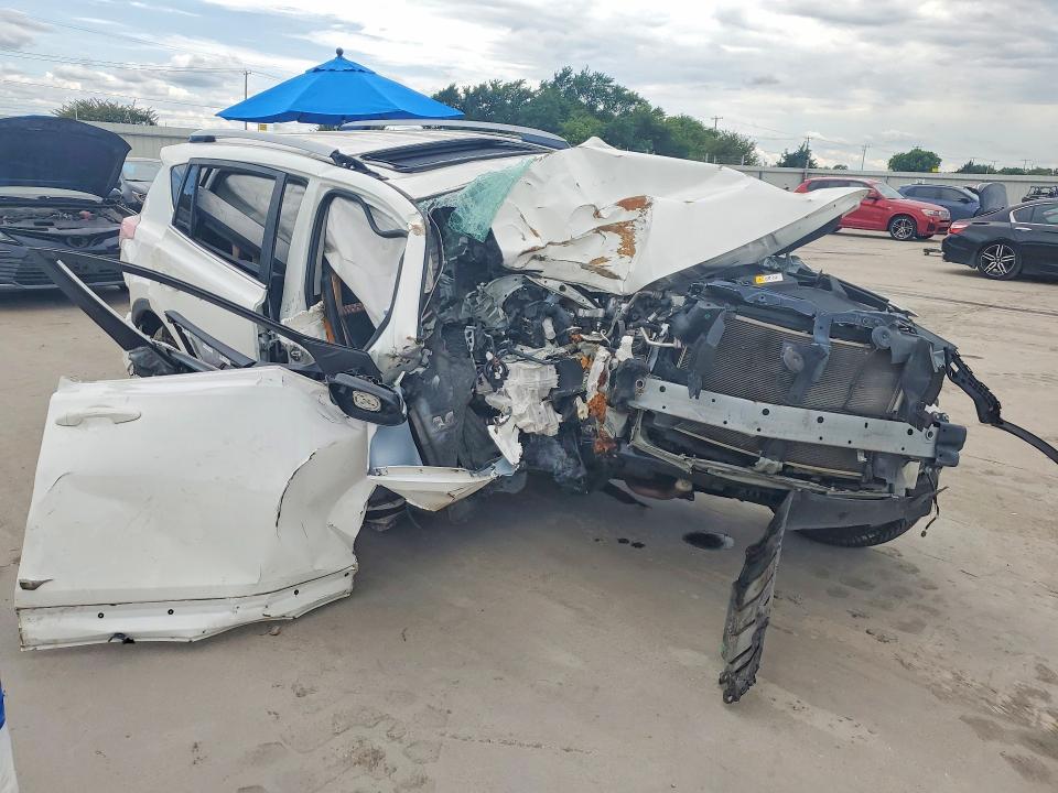 Aukcja sprzedaży 2017 Toyota Rav4, vin: JTMWFREV3HJ715085, numer aukcji: 54976766