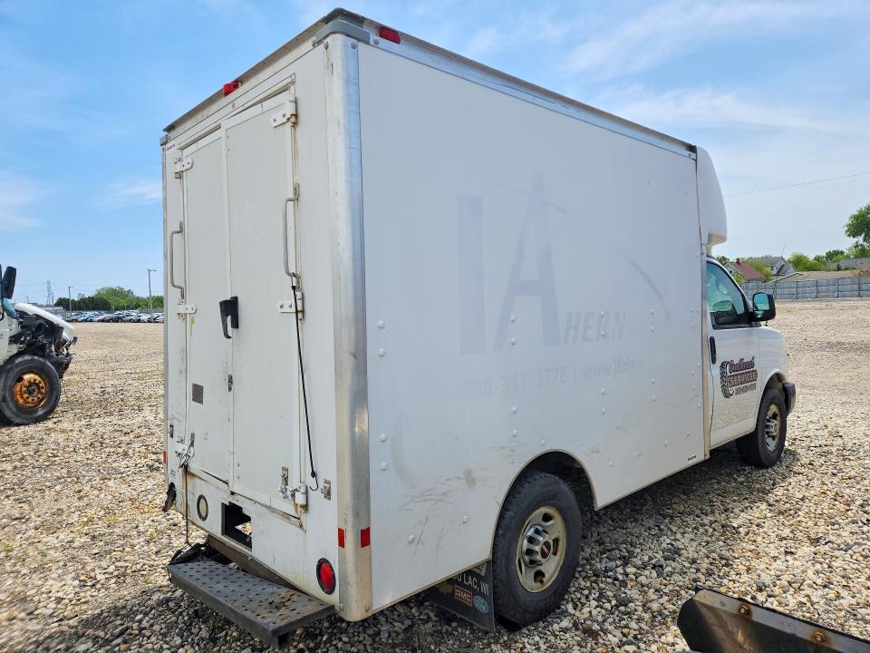 54148276 :رقم المزاد ، 1GD072BGXE1176598 vin ، 2014 Gmc Savana مزاد بيع