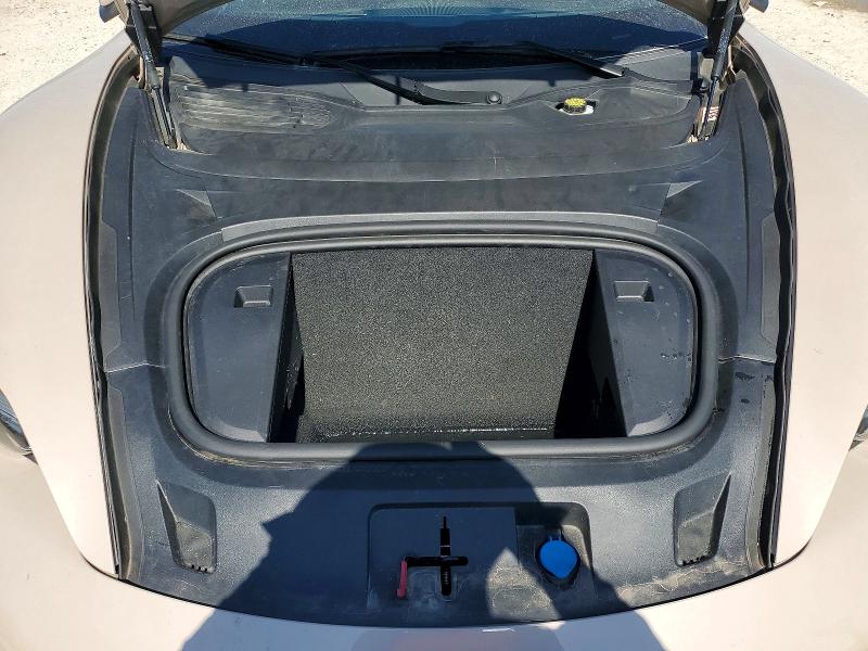 60587196 :رقم المزاد ، WP0AA2Y10RSA10817 vin ، 2024 Porsche Taycan مزاد بيع