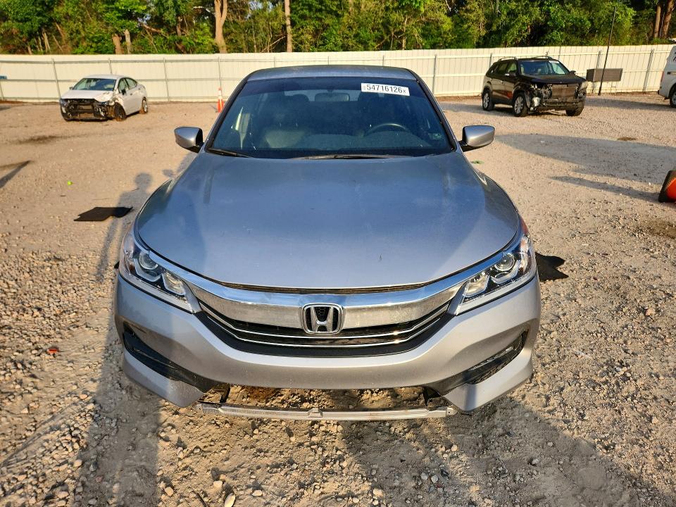 Продаж на аукціоні авто 2017 Honda Accord, vin: 1HGCR2F18HA128556, номер лоту: 54716126