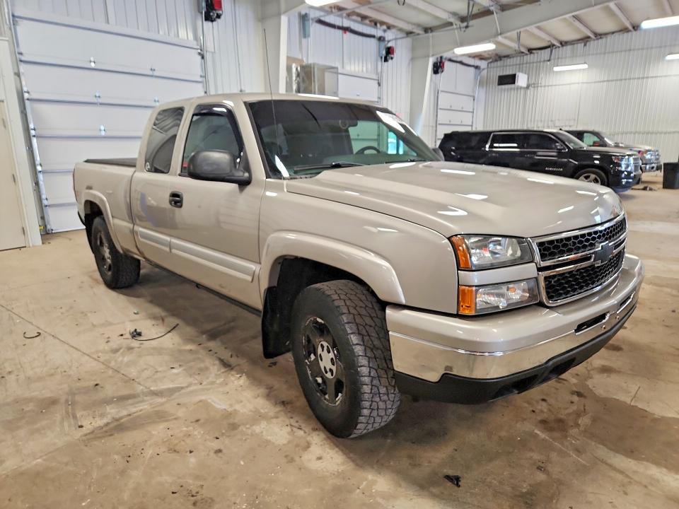 55676356 :رقم المزاد ، 1GCEK19Z86Z294694 vin ، 2006 Chevrolet Silverado مزاد بيع