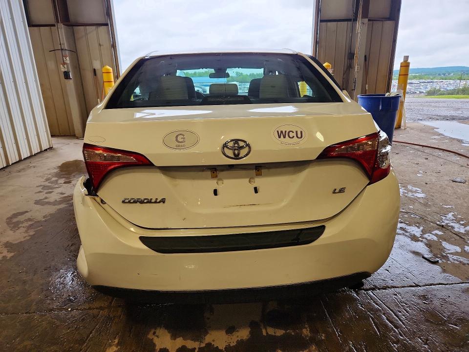 54356946 :رقم المزاد ، 2T1BURHE6KC215649 vin ، 2019 Toyota Corolla مزاد بيع
