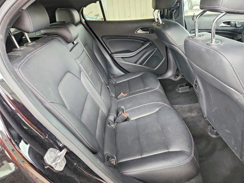 55686966 :رقم المزاد ، WDCTG4EB2JJ478517 vin ، 2018 Mercedes-benz Gla مزاد بيع