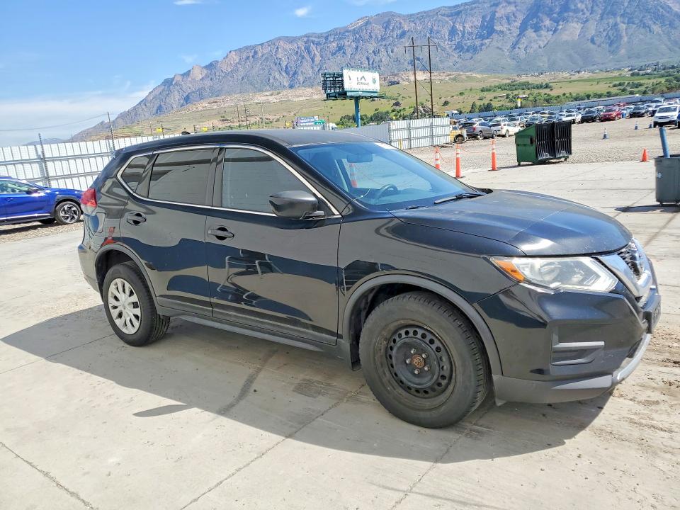 53351966 :رقم المزاد ، KNMAT2MV6HP539819 vin ، 2017 Nissan Rogue مزاد بيع