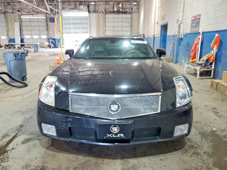 54711516 :رقم المزاد ، 1G6YV36A865602505 vin ، 2006 Cadillac Xlr مزاد بيع