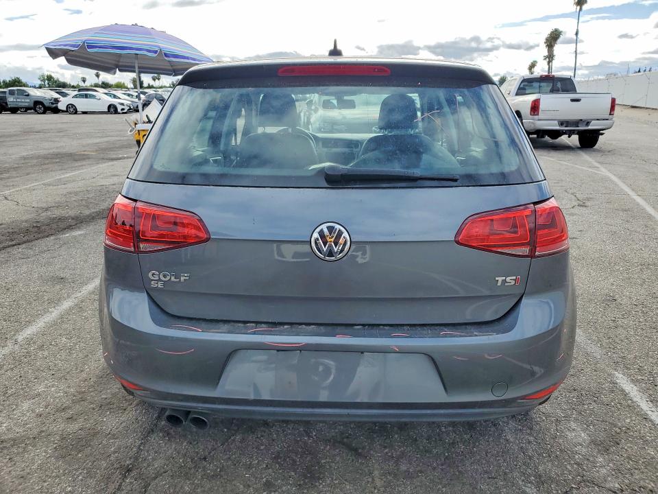 51569916 :رقم المزاد ، 3VW217AU7GM017544 vin ، 2016 Volkswagen Golf مزاد بيع