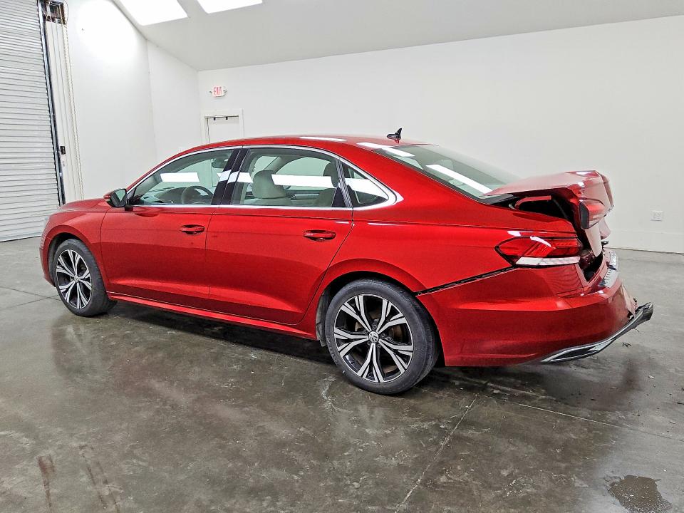 54115156 :رقم المزاد ، 1VWSA7A32MC018802 vin ، 2021 Volkswagen Passat مزاد بيع