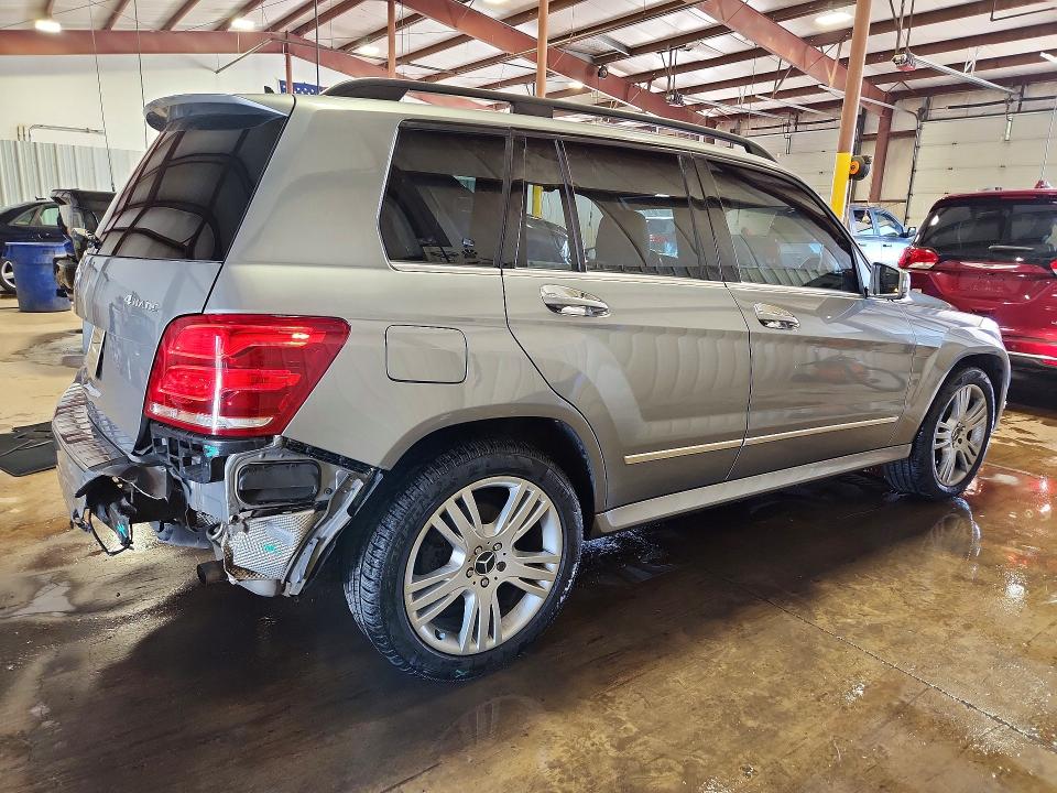 Продаж на аукціоні авто 2015 Mercedes-benz Glk, vin: WDCGG8JB5FG410621, номер лоту: 55046986