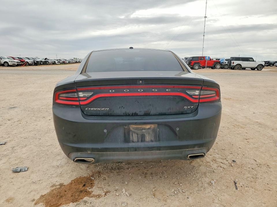 52662006 :رقم المزاد ، 2C3CDXBG7JH337593 vin ، 2018 Dodge Charger مزاد بيع