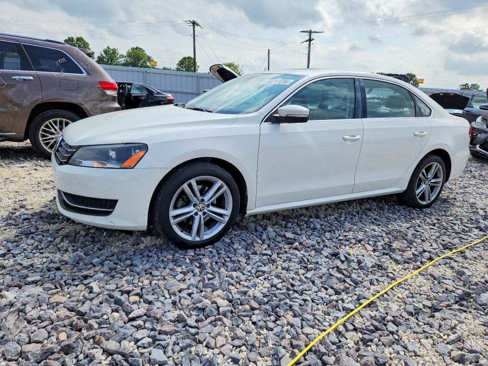 Продажа на аукционе авто 2013 Volkswagen Passat, vin: 1VWBN7A33DC102258, номер лота: 53701256