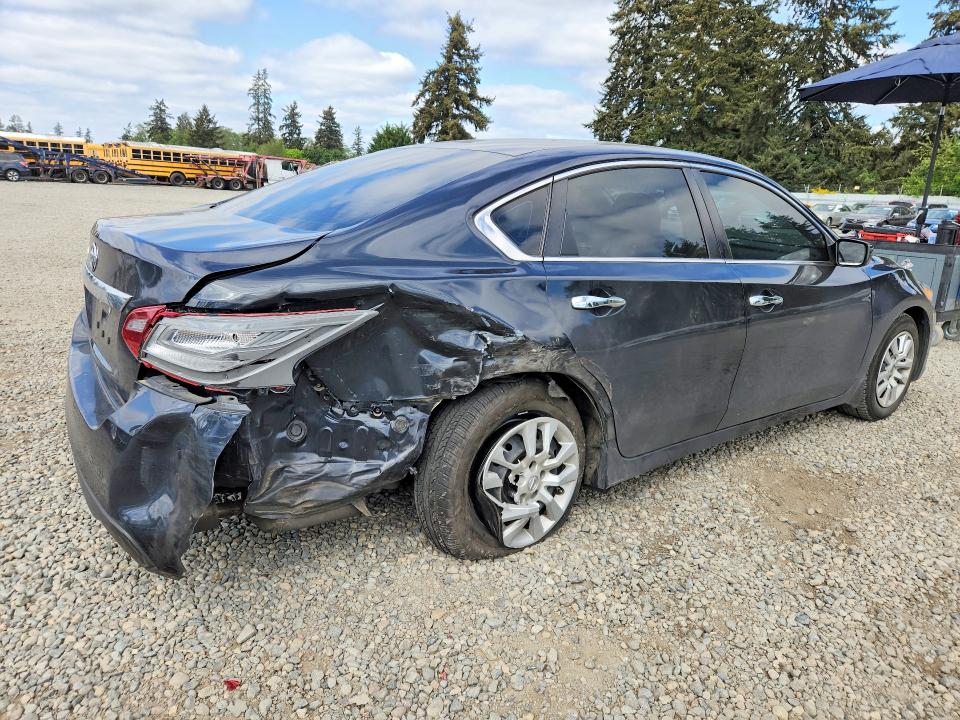 2018 Nissan Altima მანქანა იყიდება აუქციონზე, vin: 1N4AL3AP1JC295382, აუქციონის ნომერი: 52722436