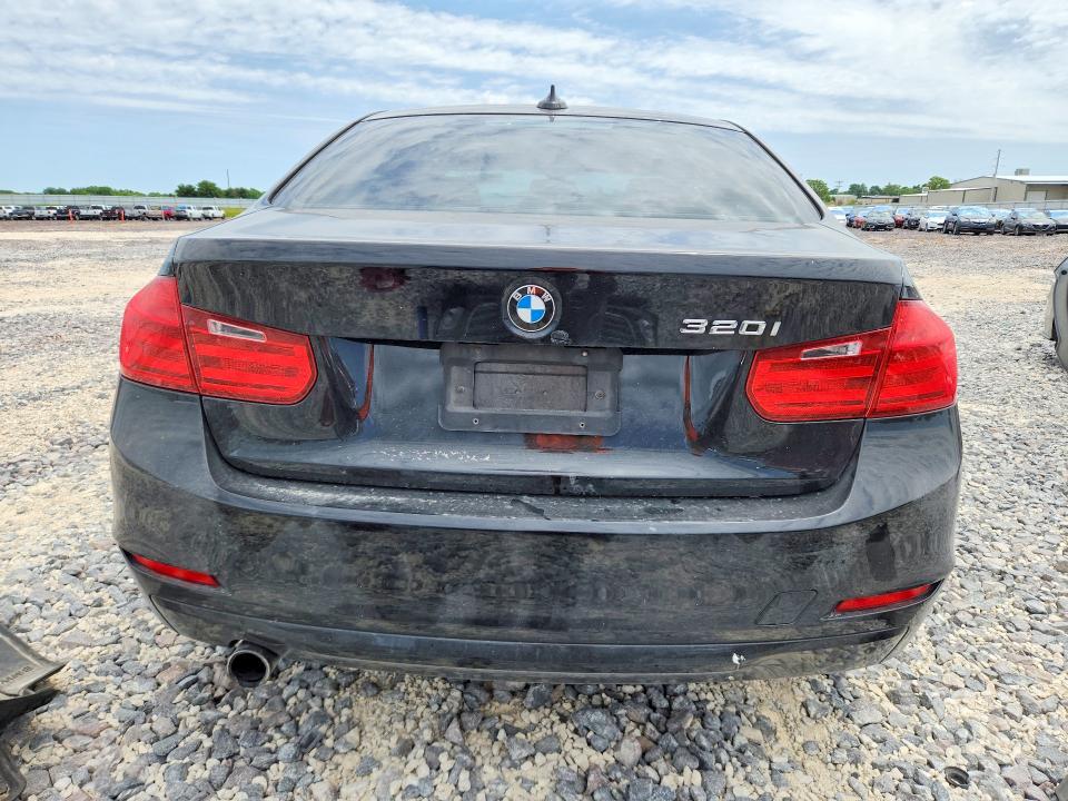 2015 Bmw 320 მანქანა იყიდება აუქციონზე, vin: WBA3B1G57FNT02389, აუქციონის ნომერი: 53646376