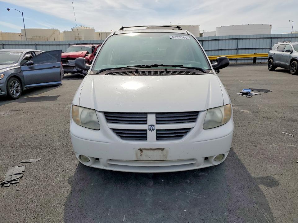 49063766 :رقم المزاد ، 2D4GP44L65R336080 vin ، 2005 Dodge Grand Caravan مزاد بيع
