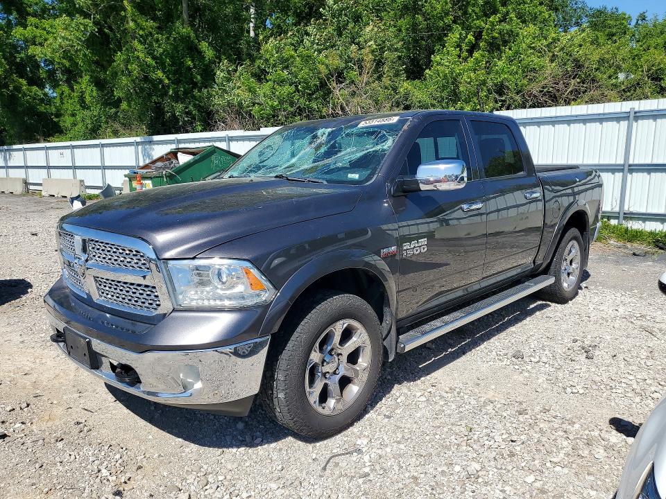 53514886 :رقم المزاد ، 1C6RR7NT7FS712938 vin ، 2015 Ram 1500 مزاد بيع