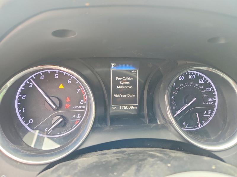 52551576 :رقم المزاد ، 4T1G11AK2LU902983 vin ، 2020 Toyota Camry مزاد بيع