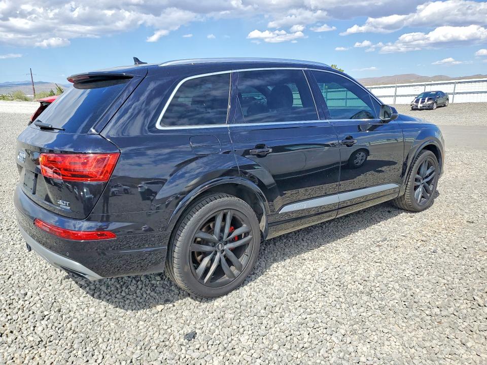 54754486 :رقم المزاد ، WA1VAAF75JD019502 vin ، 2018 Audi Q7 مزاد بيع